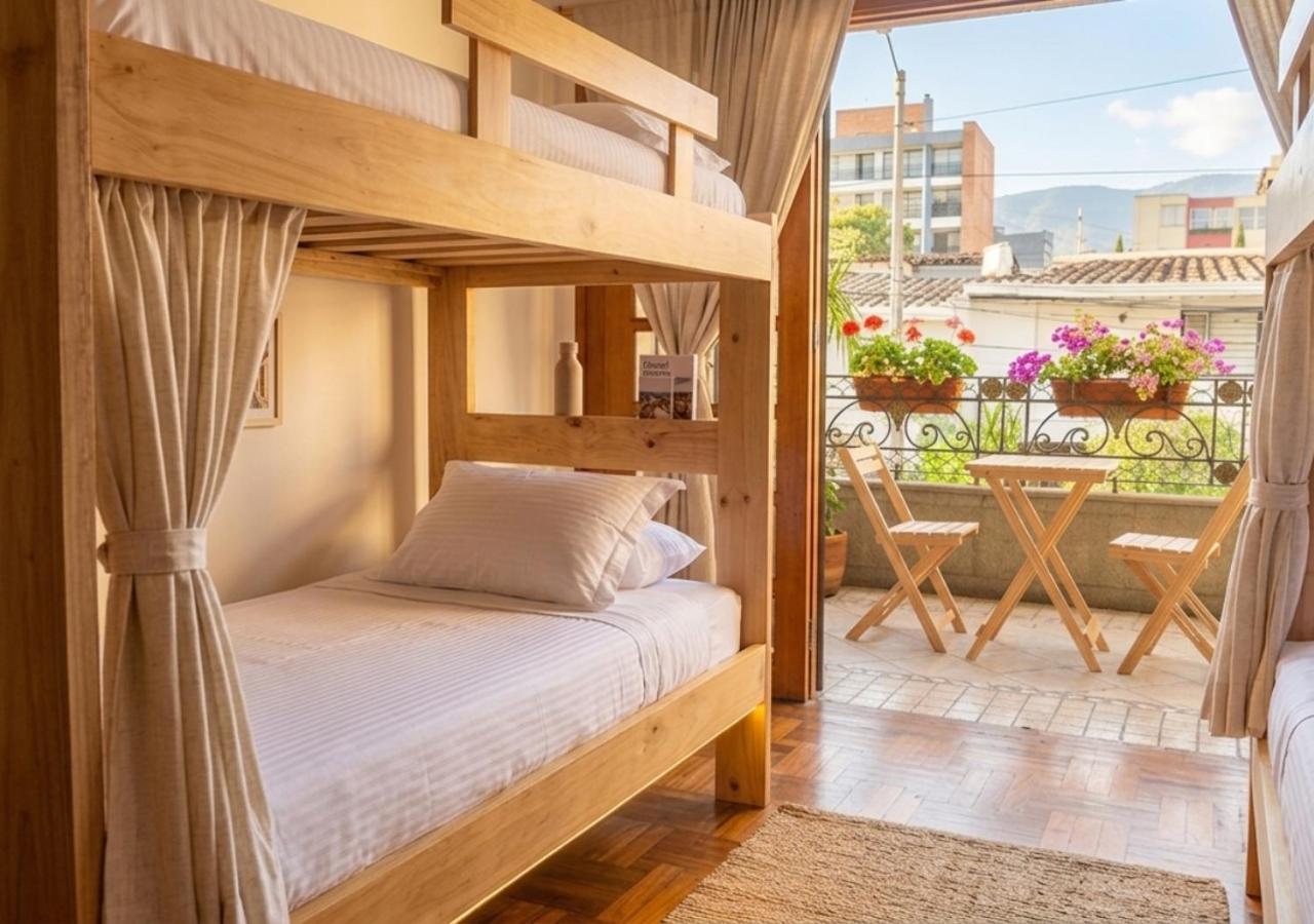 Cama individual en habitación compartida